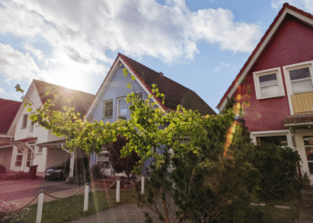 The Role of Real Estate Agents: Do You Really Need One?