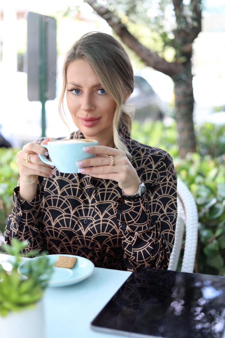 The Growth of Julia Grosu’s Online Ventures