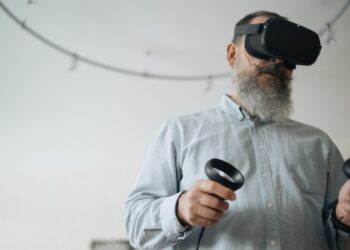 The Latest Trends in Home Healthcare: Innovations, Technology, and Personalized Care in 2025