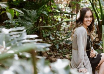 From Hustle to Healing: Ania Halama’s Transformation Story