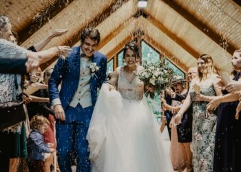 Expert Tips for a Stress-Free Wedding Planning Process