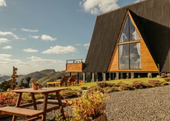 How Climate Change is Reshaping Real Estate: What Homebuyers and Investors Need to Know