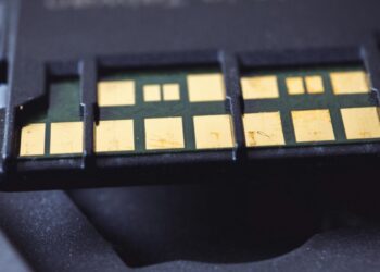 Navigation with SD Cards from Navi-World.com