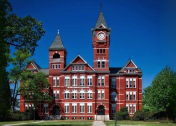 How Should I Choose Which Graduate School To Commit To?