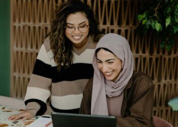 Understanding Managerial Roles: A Guide to Effective Leadership