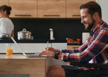 What Does an NDIS Registration Consultant Do?