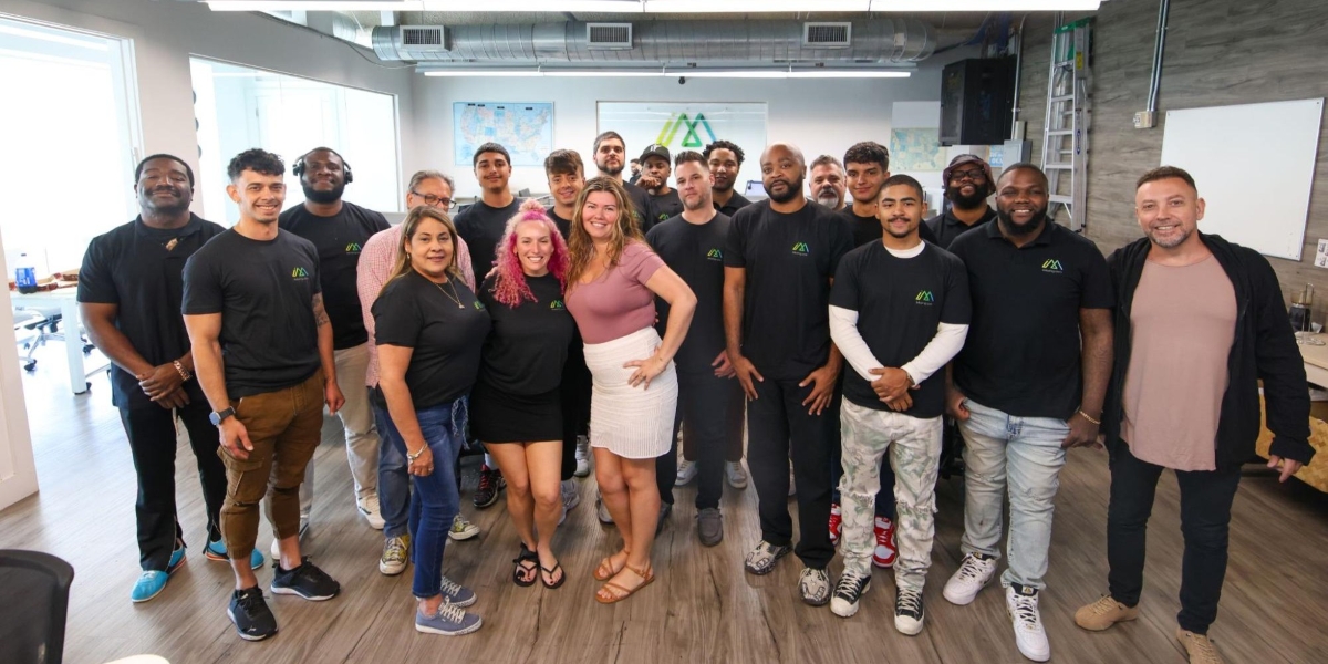 Leveraging Over 30 Years of Industry Experience: How iMoving's CEO Meyr Aviv Is Innovating Seamless Moving Solution