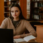 How Artificial Intelligence Can Help in Language Learning