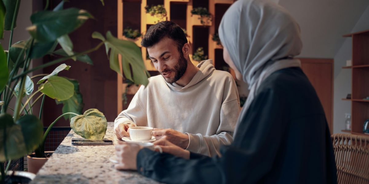 How Does Reflective Listening Improve Communication in Negotiation