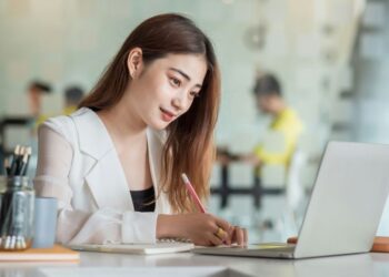 Keep It Simple Streamlining Communication and Execution for Greater Organizational Clarity