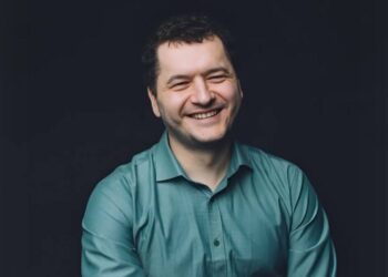 Pioneering Digital Success: Dmytro Verzhykovskyi’s Award-Winning Vision for Luxury Brands