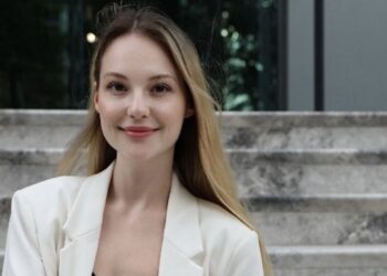 Quiet Power: Valeriya Kovbuz on Stillness, Clarity, and the New Leadership