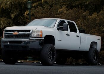 Fueling Your Passion for Pickups: Must-Have Exterior Mods for Truck Lovers