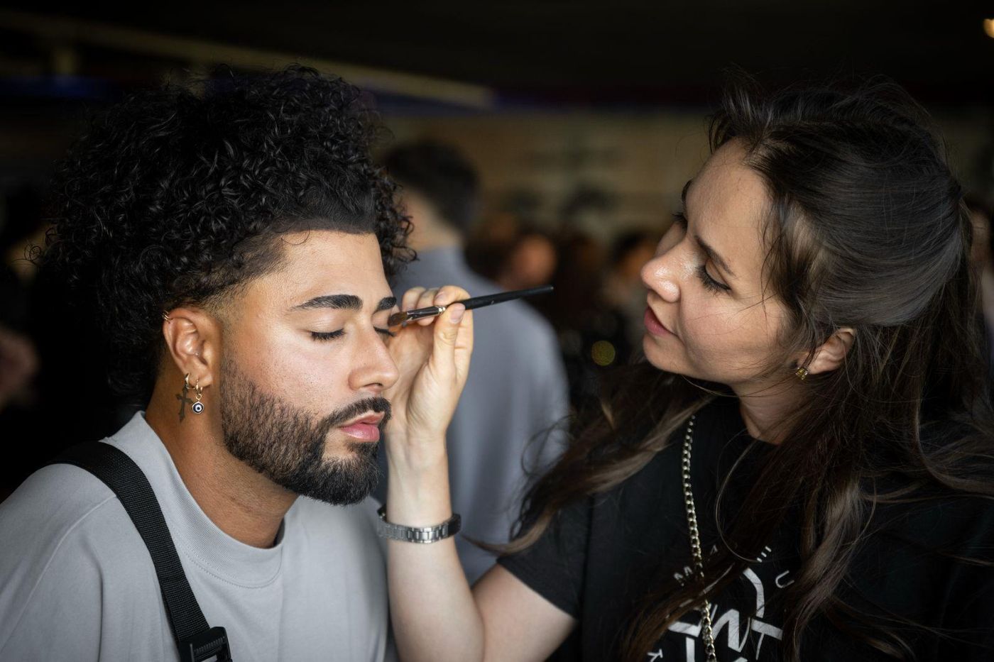 From a Small Town Dreamer to a Global Runway Artist: The Success Story of Dana Lekus