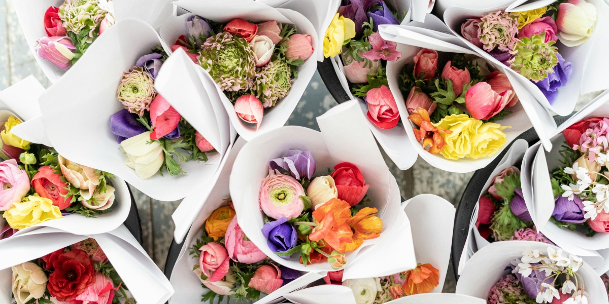 Saying It Without Words: How Flowers Replace Greeting Cards and Convey Emotion
