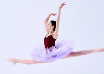 Yeva-Mariia Skorenka: The Dance of Light and Strength