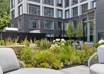 Tier II Landscape Design: Inside the Creative Process of a Design-and-Build Powerhouse