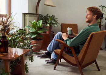 Adapting to the City: How NYC Residents Embrace Small Space Living Innovations