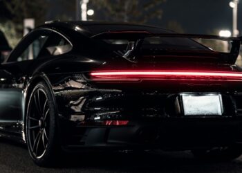 Blaque Diamond: Exploring the Appeal of Black Rim Caps for Car Enthusiasts