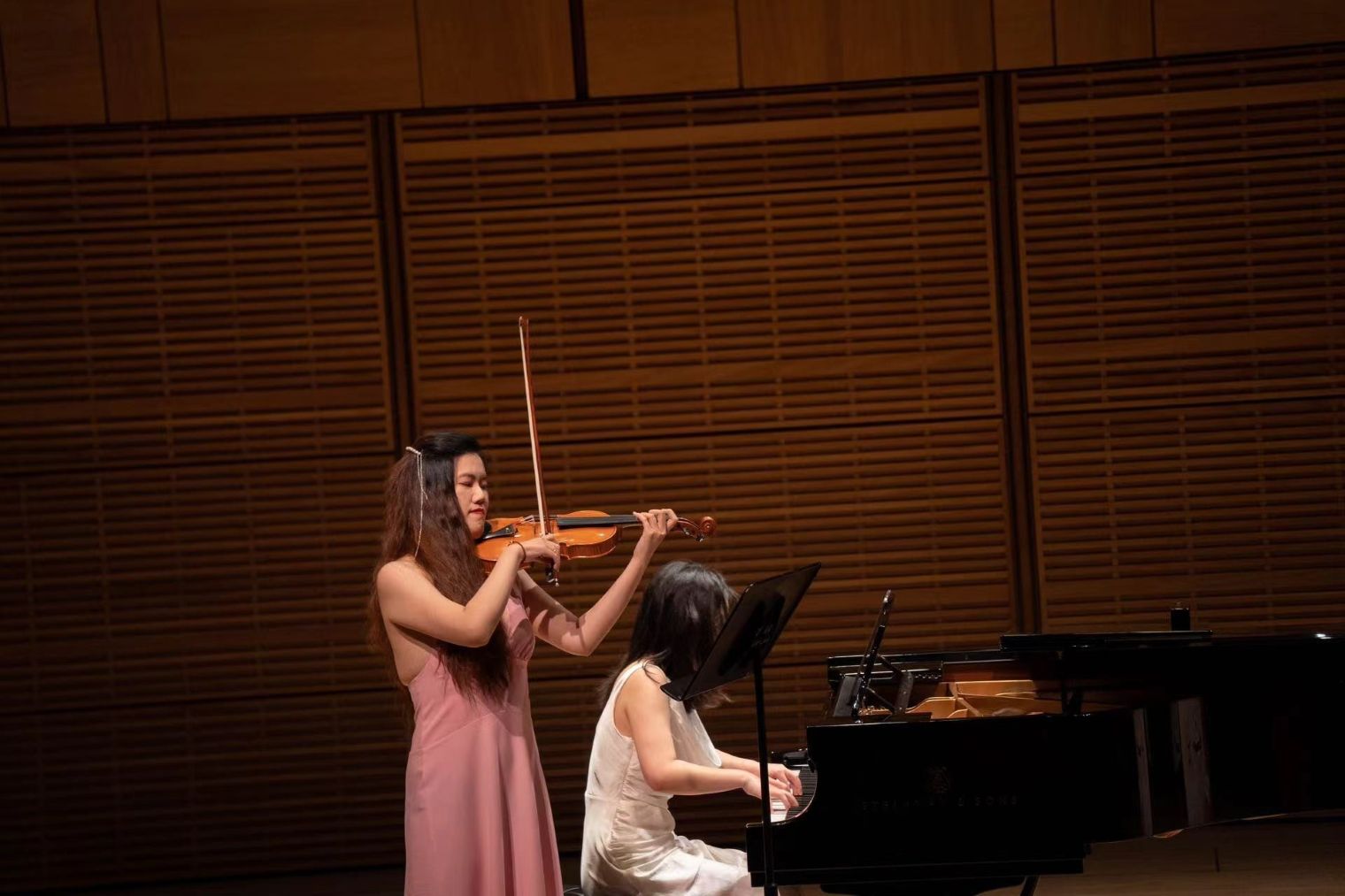 Dr. Xiaohui Yan: International Recognition and Extraordinary Achievement in Classical Music