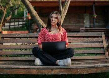 Exploring a Major City as a Digital Nomad Hub