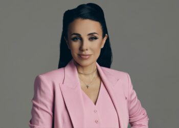 Julia Khadartseva The Woman Who Helps Rewrite Destinies Through Systemic Constellations