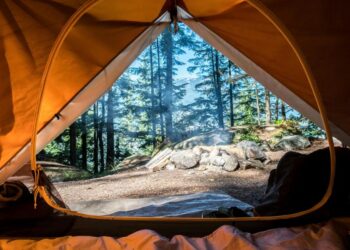 Lasting Comfort: The Environmental and Practical Benefits of Choosing a Canvas Tent