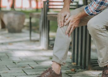 Managing Chronic Conditions with Wellth Tools and Strategies