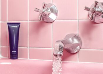 Understanding 'Daily Purifying' in Skincare: Key Benefits, Tips, and How to Choose the Right Cleanser