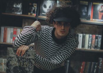 What Makes Visiting a Bookstore a Special Experience