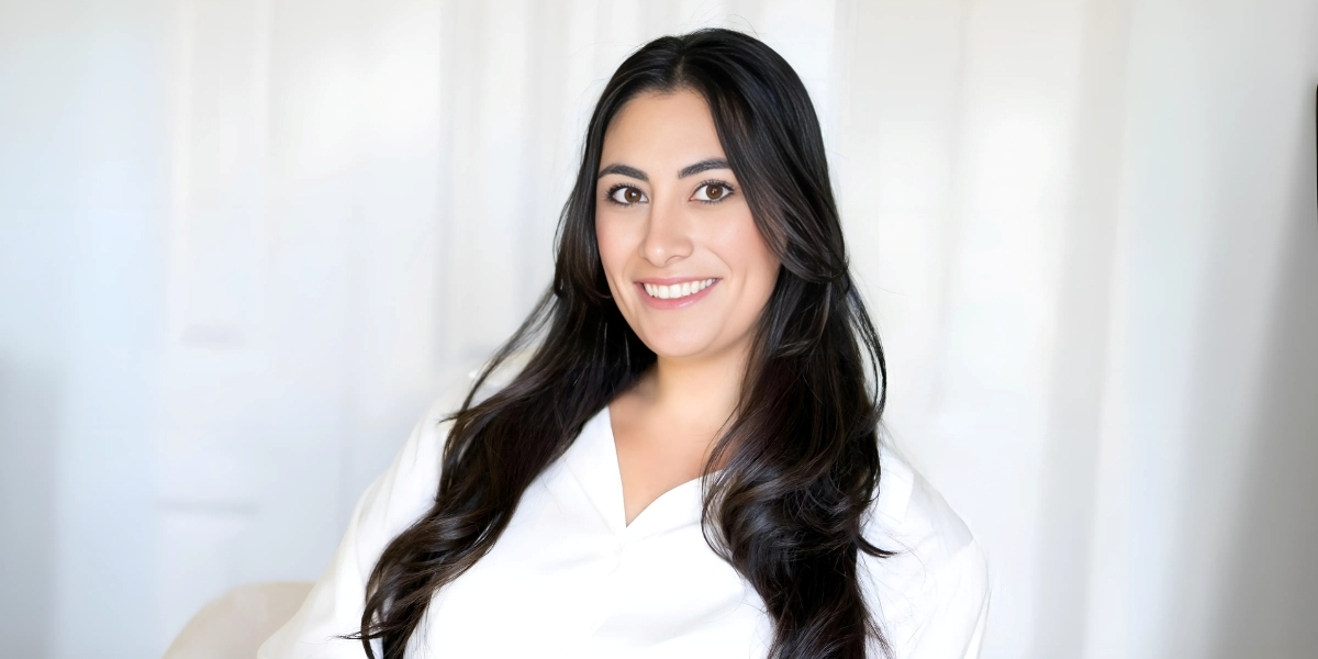 From Scrubs to Startups: How Doctor-Turned-Entrepreneur Dr. Rachel Semaan Is Reinventing Social Life with One Tap