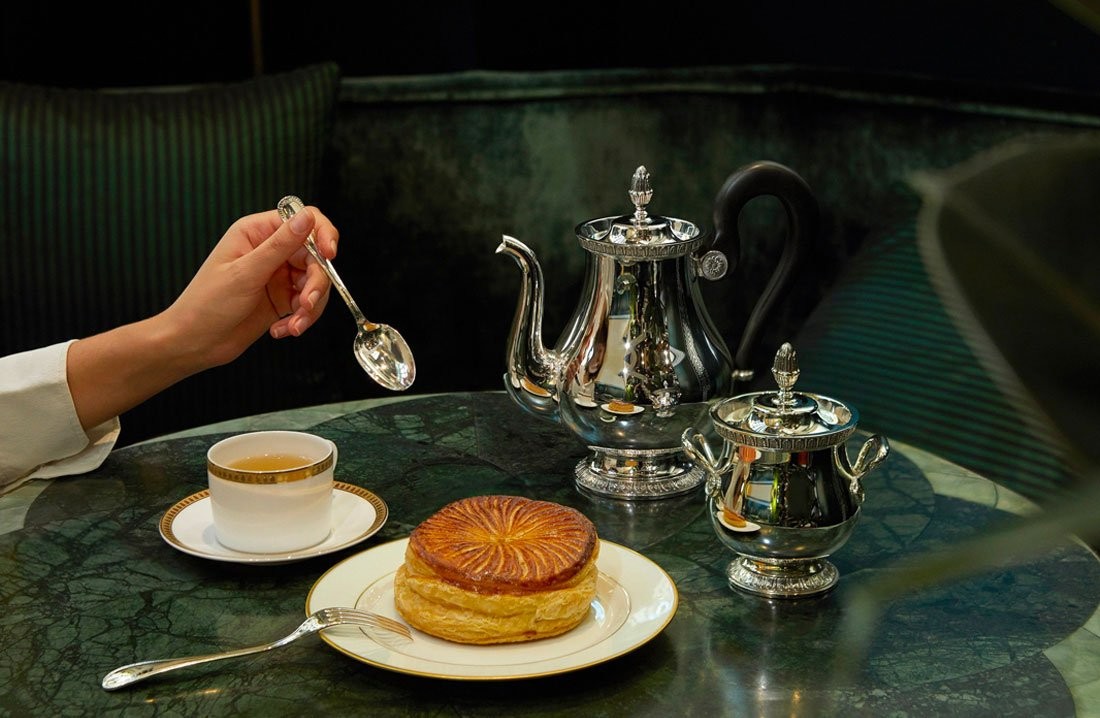 A Helpful Guide to Choosing a Luxury Crockery Set for Your Next Dinner Party by MDMAISON