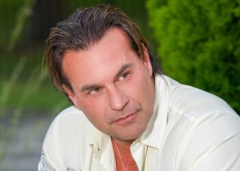 From Cop to Chippendales to True Crime Star: Steve Stanulis Launches “Bulletproof”