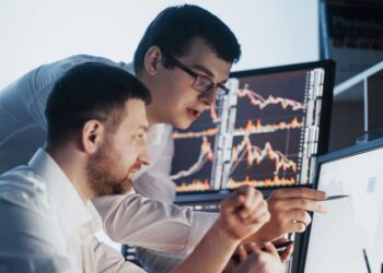 How Theo Miller Applies AI to Navigate Economic Uncertainty