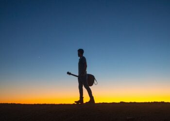 The Evolution of Dan Arwady: From Songwriter to Charting Artist