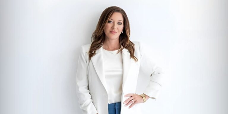 The Resilient Leader: Amy Pechacek’s Guide to Leading with Authenticity