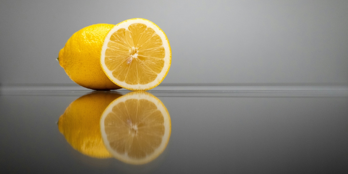 The Role of Vitamin C in Daily Wellness Routines