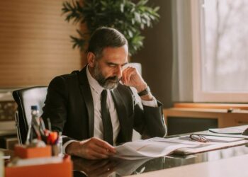 What's Going on With the Dollar Why Some See its Dips as a Sign of America's Changing Financial Clout