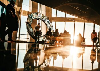 Why Your Next Virtual Trade Show Exhibit Shouldn’t Look Like a PowerPoint