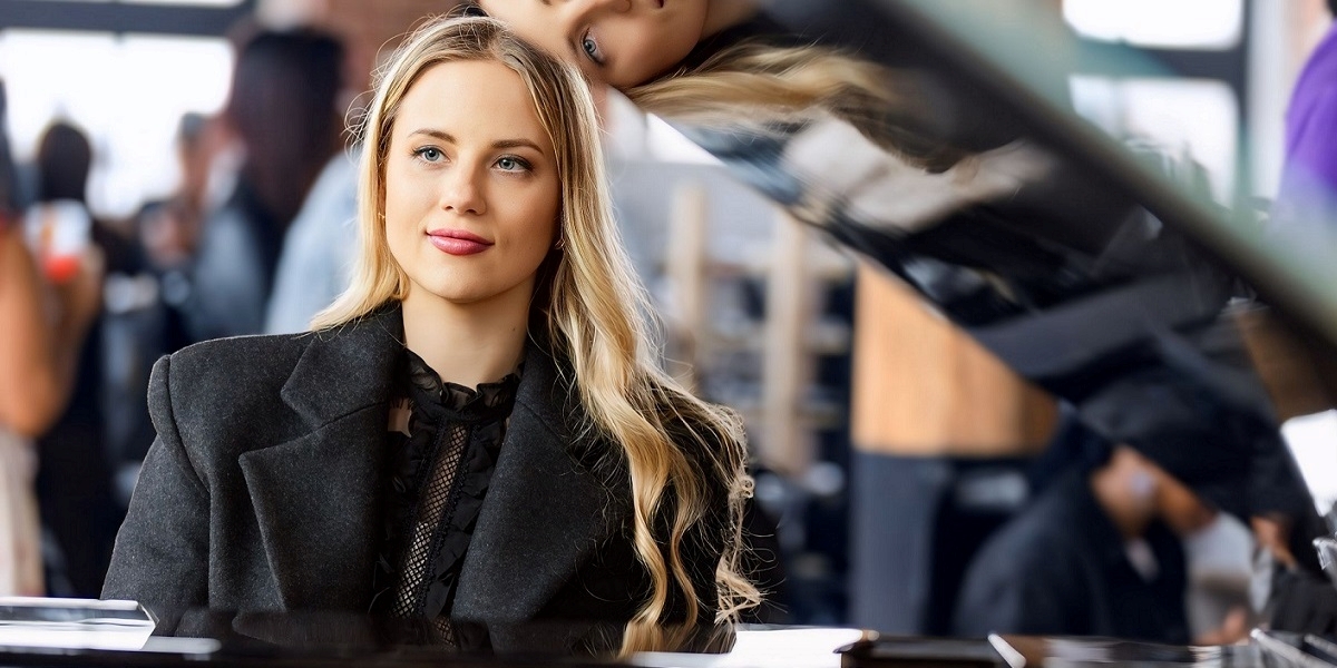 Anna Demis: The World-Renowned Pianist Bringing Healing and Magic to New York and Beyond