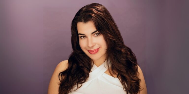 Exploring the Journey of Julia Navarro and the Impact of Art on Society