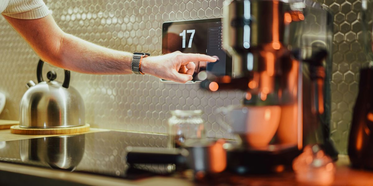 How Smart Tech Supports Safer, Independent Living