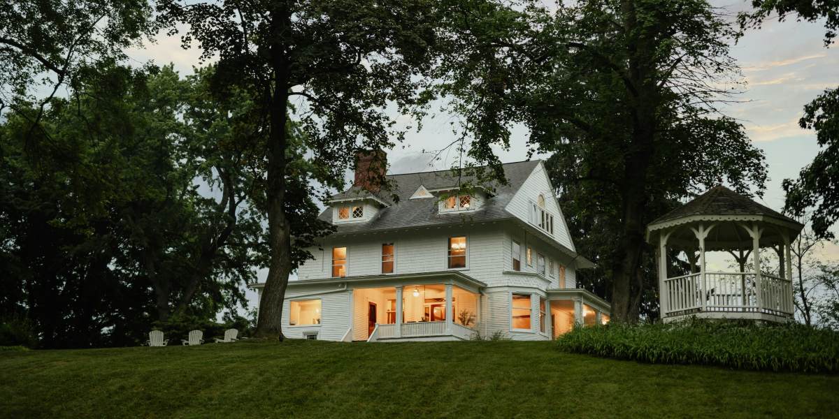 Revolutionize Your Outdoor Space With Low-Maintenance Turf