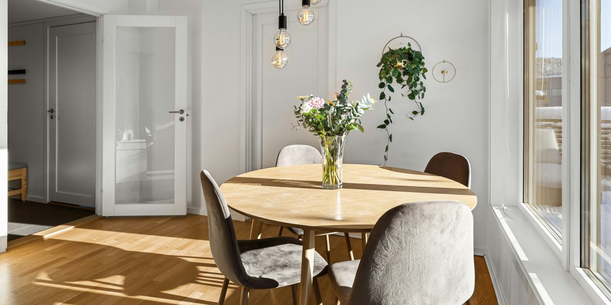 Set the Table for Success: How to Style a Home Restaurant That Feels Five-Star