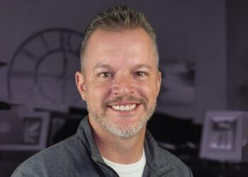 Tracy Autber: Rewriting the Narrative of Addiction in Corporate America