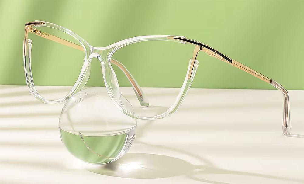 The Clear Choice: Why Transparent Glasses Are Dominating Eyewear Fashion