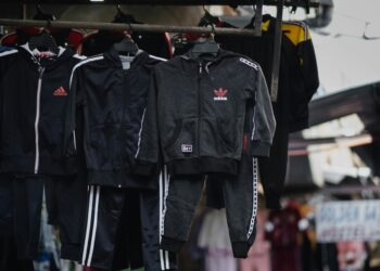 Custom Tracksuits – Comfort, Performance, and Style Combined