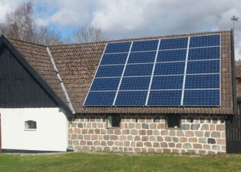 Master Solar Panel Compatibility for Energy Freedom