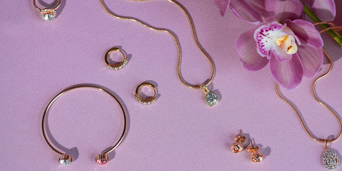 Pure Pearls: Mastering the Art of Accessorizing for a Busy Lifestyle