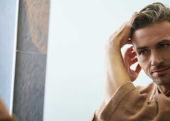 The Psychological Benefits of Hair Transplants for Young Adults A Look at Asli Tarcan Clinic's Approach in Turkey